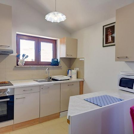 Holiday Home Jasminka 메덜린 외부 사진