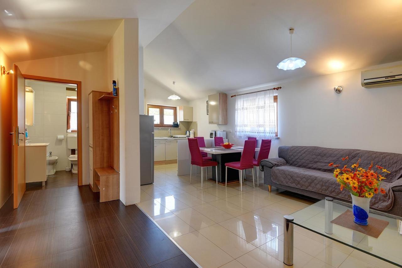 Holiday Home Jasminka 메덜린 외부 사진